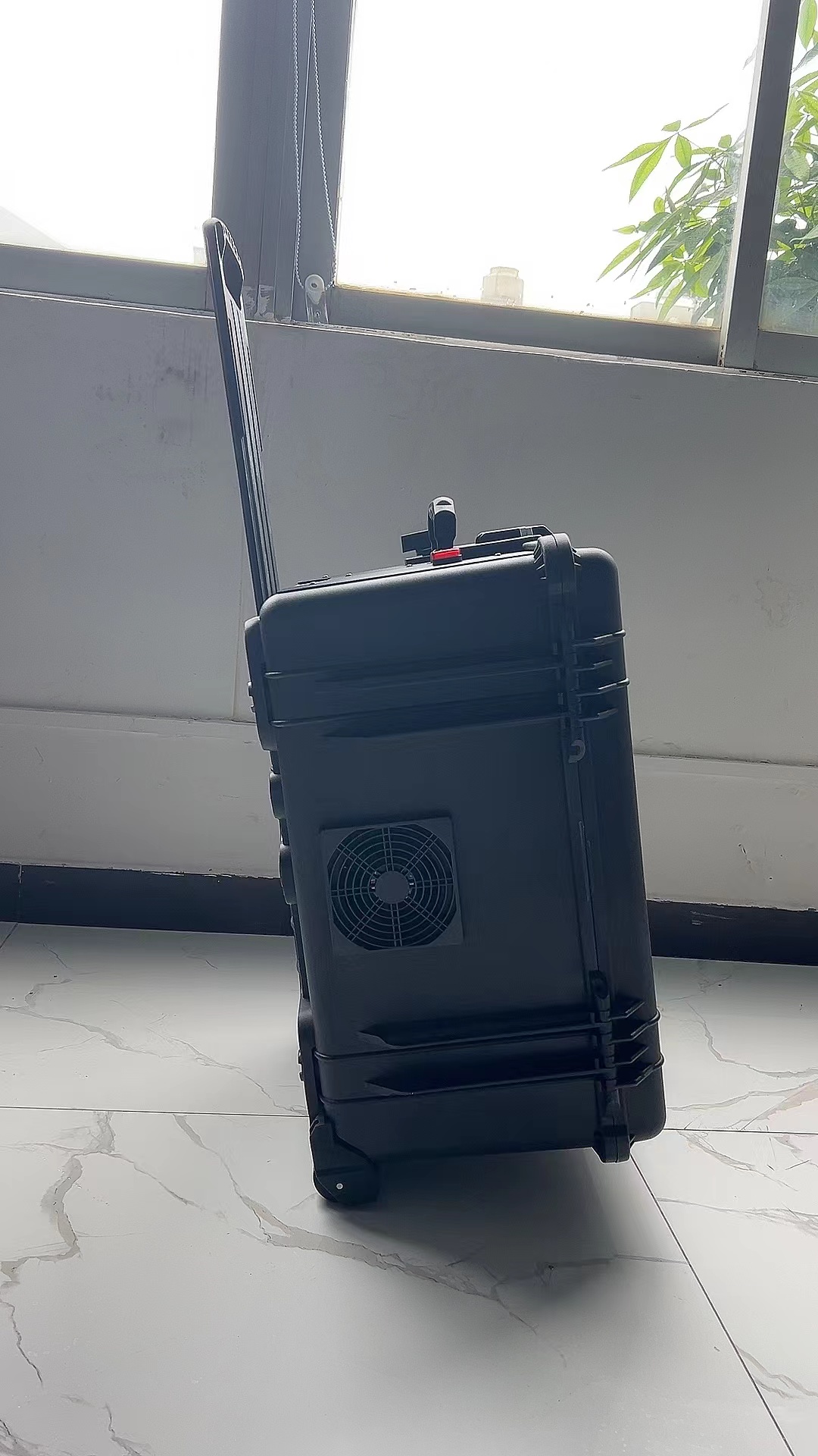 泾县手拉箱型移动通信干扰器